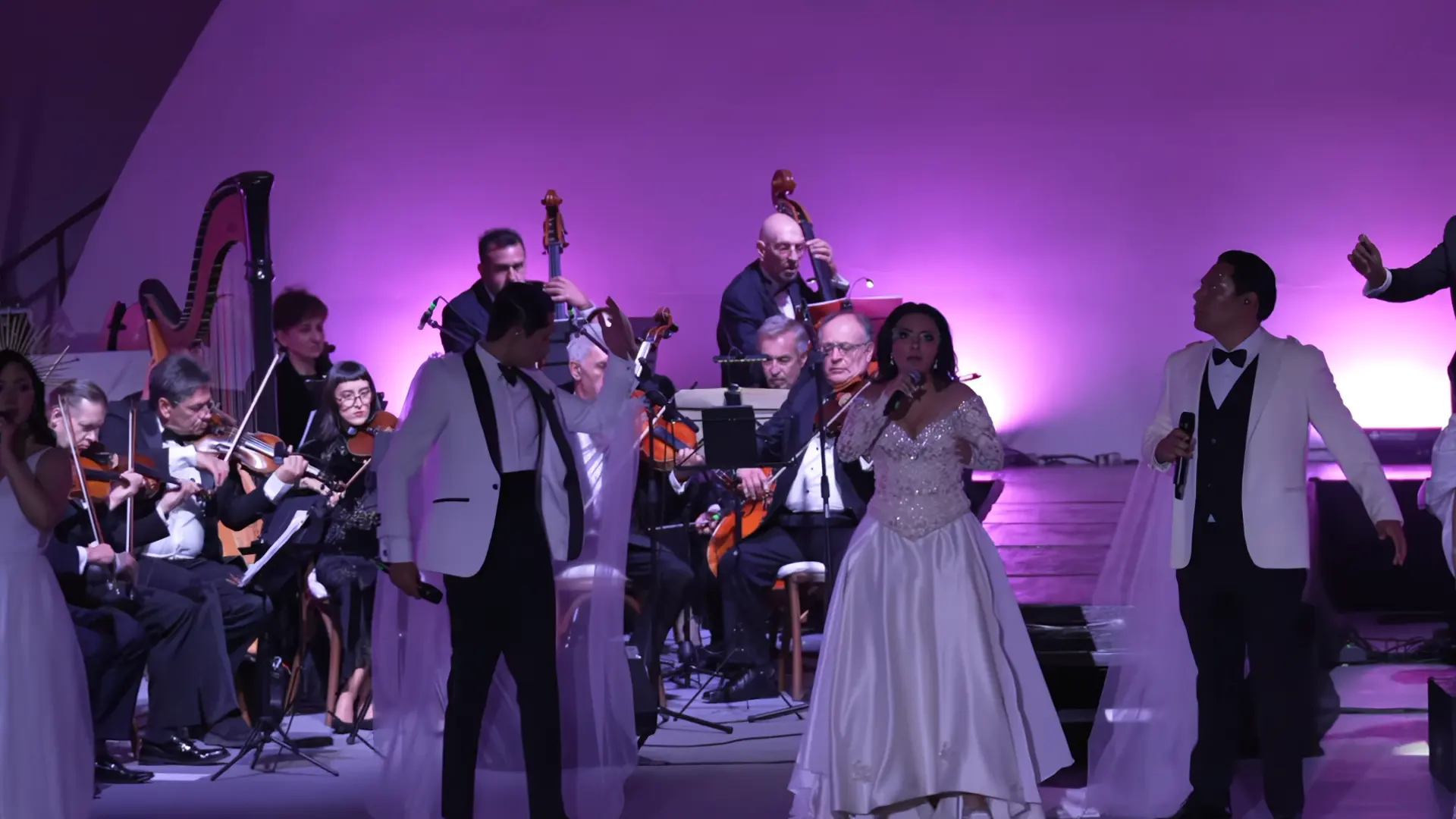 Espectaculos Opera Ligth